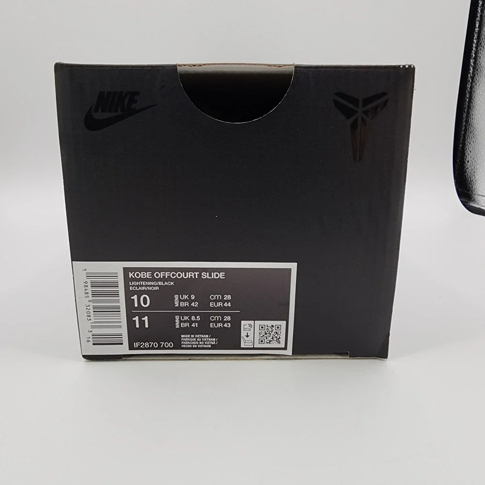 Nike Kobe Off Court Slides Mens 10 Lightning Yellow Black Mamba Logo Sandal‎ NEW